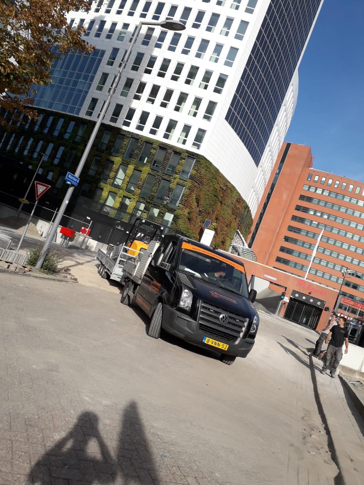 Het team van Nijsink Grondwerken en Bestrating